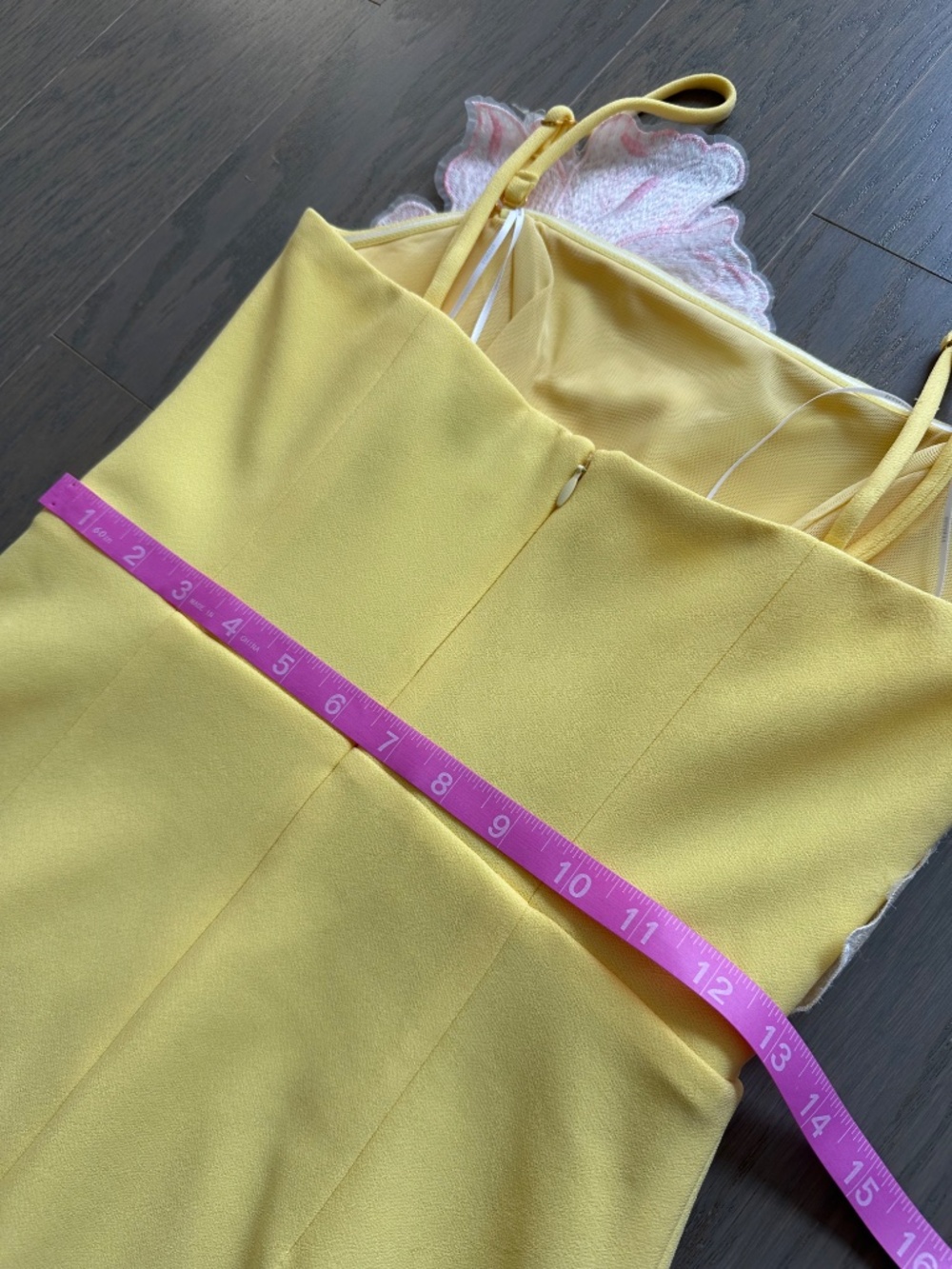 Elliatt Hope Strapless Yellow Floral Appliqué Midi Dress 3D Flower - SMALL - Picture 10 of 11